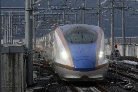 Hokuriku Shinkansen pre-opening test ride