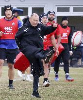 Rugby: Jones back on Japan training ground
