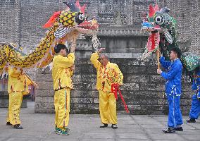 (MASTER OF CRAFTS)CHINA-SICHUAN-LUZHOU-YUTAN DRAGON DANCE-INHERITOR (CN)