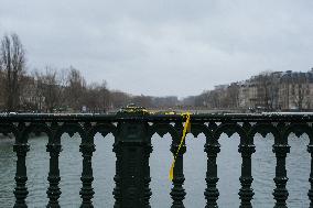 Yellow Ribbons In Tribute To The Hostages Of October 7