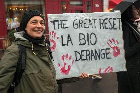 Rally Of Organic Farmers In Front Of The National Assembly - Paris