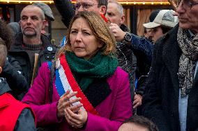 Rally Of Organic Farmers In Front Of The National Assembly - Paris