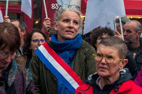 Rally Of Organic Farmers In Front Of The National Assembly - Paris