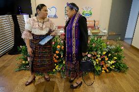 Rigoberta Menchú, Nobel Peace Prize Laureate, Grupo Por Un País Mejor, And Dr. Simi Sign Agreement For The Integral Development