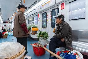 Vegetable Farmers Sell Vegetables in Chongqing, China