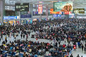 Spring Festival Transport Rush in Chongqing