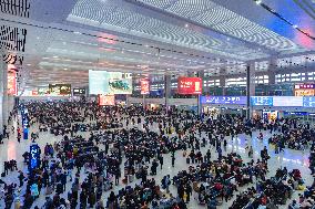 Spring Festival Transport Rush in Chongqing