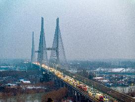 Spring Festival Transport Rush in Huai'an