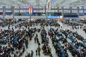 Spring Festival Transport Rush in Chongqing