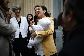 Sarah El Hairy Introduces Her Baby At Ministry Of Education - Paris