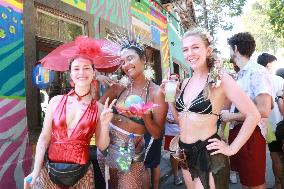 ''Carmelitas'' Block Party In Rio de Janeiro