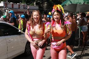 ''Carmelitas'' Block Party In Rio de Janeiro