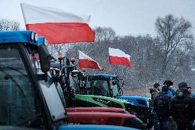 Polish Farmers In Protest Against Duty Free Trade With Ukraine
