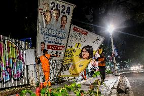 Curbing Campaign Props In Jakarta