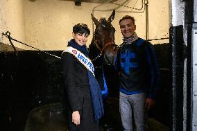 Eve Gilles At Grand Prix d'Amerique - Vincennes