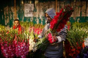 Flower Market In Dhaka