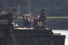 CAMBODIA-SIEM REAP-TOURISTS-CHINESE NEW YEAR