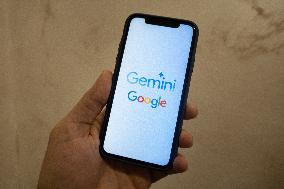 Gemini Replaces Google Bard