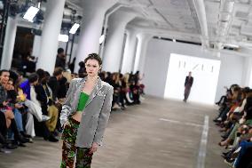 U.S.-NEW YORK-FASHION WEEK-CHINESE BRAND-JUZUI