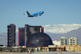 Airline Traffic Increases In Las Vegas For Super Bowl