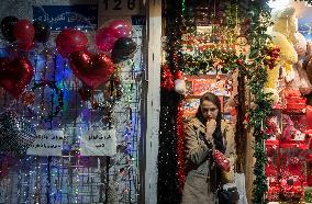 Iran-Valentine’s Day Shopping In Tehran