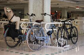 France's First Parking Lot Dedicated To Soft Mobility - Bordeaux