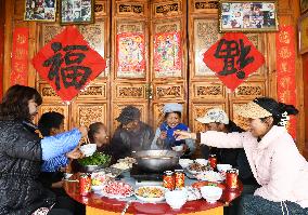 #CHINA-SPRING FESTIVAL-SPECIALITY-SNACK (CN)