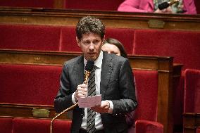 Questions To The Government - Paris