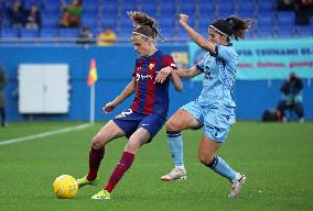 FC Barcelona v Levante UD - Liga F