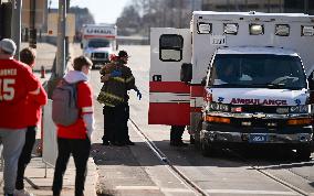 One Dead And 21 Injured Near Super Bowl Parade - Kansas City