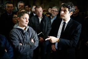 PM Attal Visits A Cattle Farm - Janvilliers