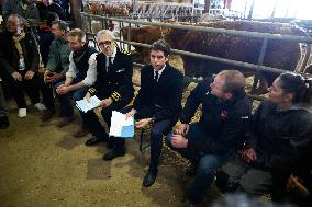 PM Attal Visits A Cattle Farm - Janvilliers