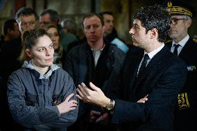 PM Attal Visits A Cattle Farm - Janvilliers