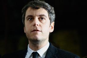 PM Attal Visits A Cattle Farm - Janvilliers