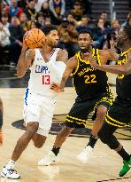 (SP)U.S.-SAN FRANCISCO-BASKETBALL-NBA-CLIPPERS VS WARRIORS