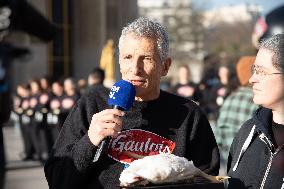 Protest Against Genetically Manipulated Chickens - Paris