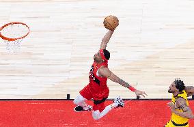 (SP)CANADA-TORONTO-BASKETBALL-NBA-PACERS VS RAPTORS