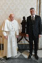 Pope Francis Audience With Romanian PM - Vatican