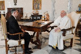 Pope Francis Audience With Romanian PM - Vatican