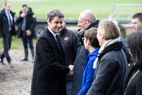 PM Attal Visits A Cattle Farm - Janvilliers