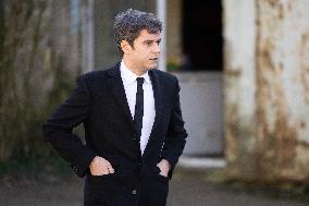 PM Attal Visits A Cattle Farm - Janvilliers