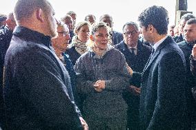 PM Attal Visits A Cattle Farm - Janvilliers