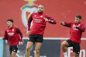 Europa League: Benfica training