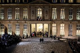 Emmanuel Macron meets with Volodymyr Zelensky - Paris