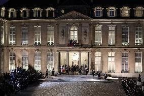 Emmanuel Macron meets with Volodymyr Zelensky - Paris