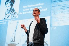 Lecture - 200 Years Of Neuroscience - An Interim Conclusion With Dr. Jochen Müller