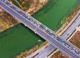 Expressway Jam in Anqing