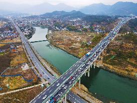 Expressway Jam in Anqing