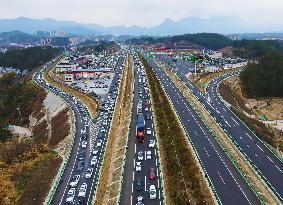 Expressway Jam in Anqing