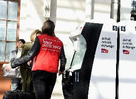 SNCF Controllers Social Movement At Gare De Lyon - Paris